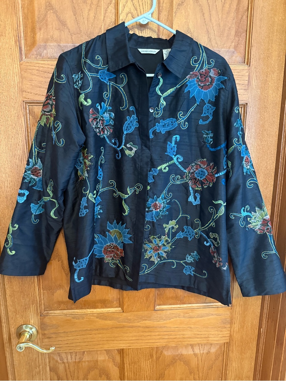 Laura Ashley Vintage Black Silk Embroidered Floral Beaded Jacket Top Women's L - Picture 3 of 10